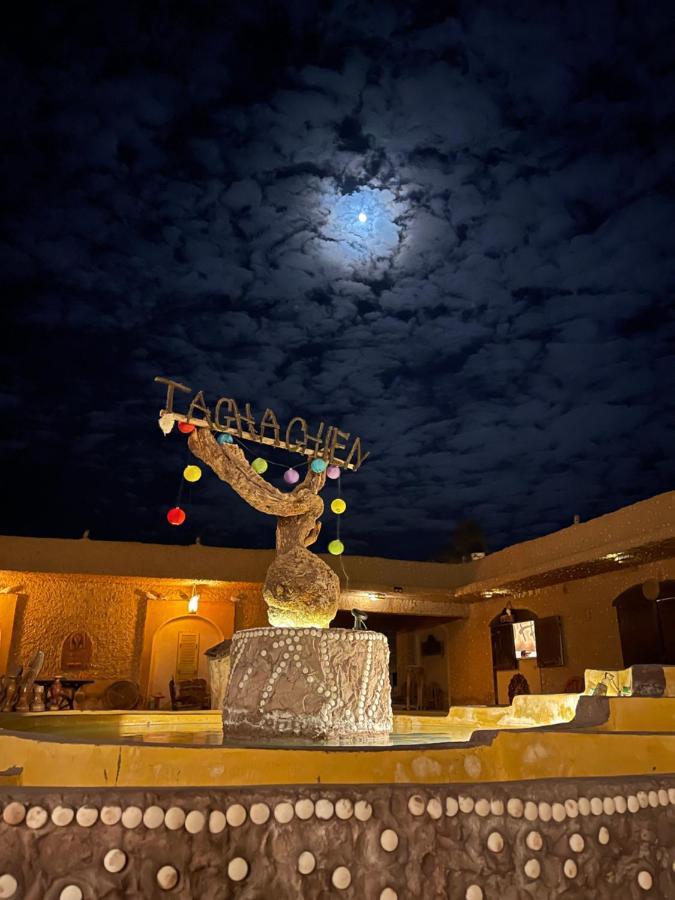 Taghaghien Island Resort 시와오아시스 외부 사진