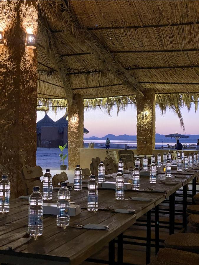 Taghaghien Island Resort 시와오아시스 외부 사진